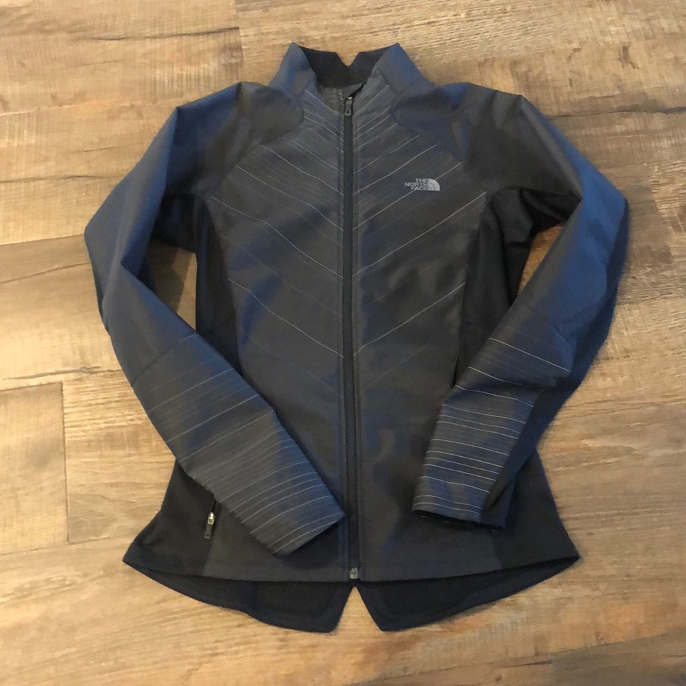 NWOT North face running jacket